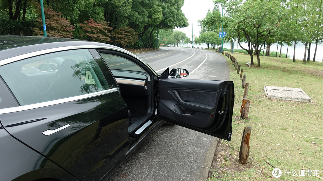 开完后再也不想碰油车--特斯拉Model 3驾驶体验