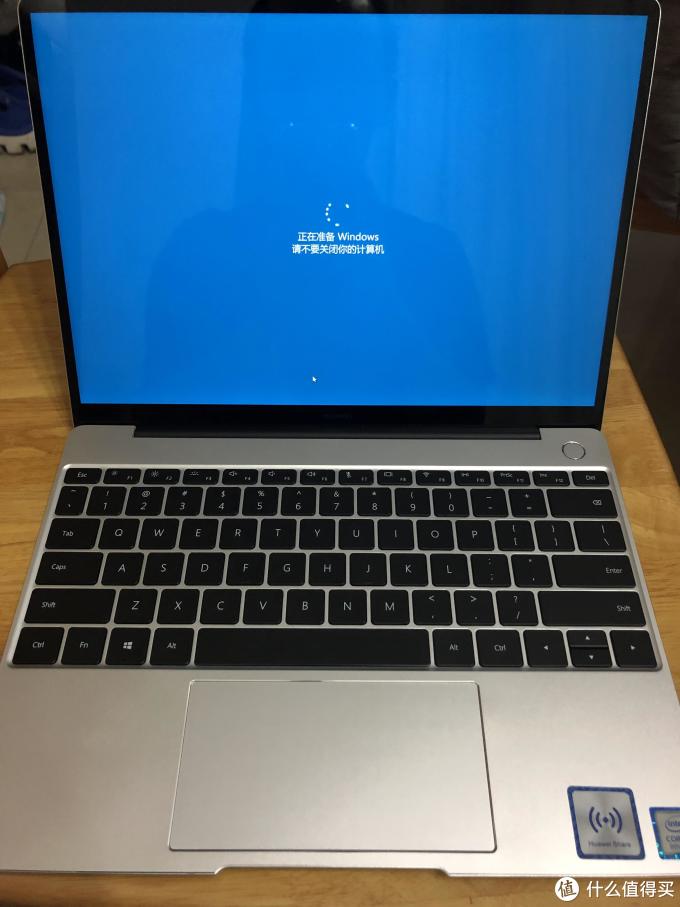 超极本最优性价比之选 -- 记华为 matebook 13 (i3版)