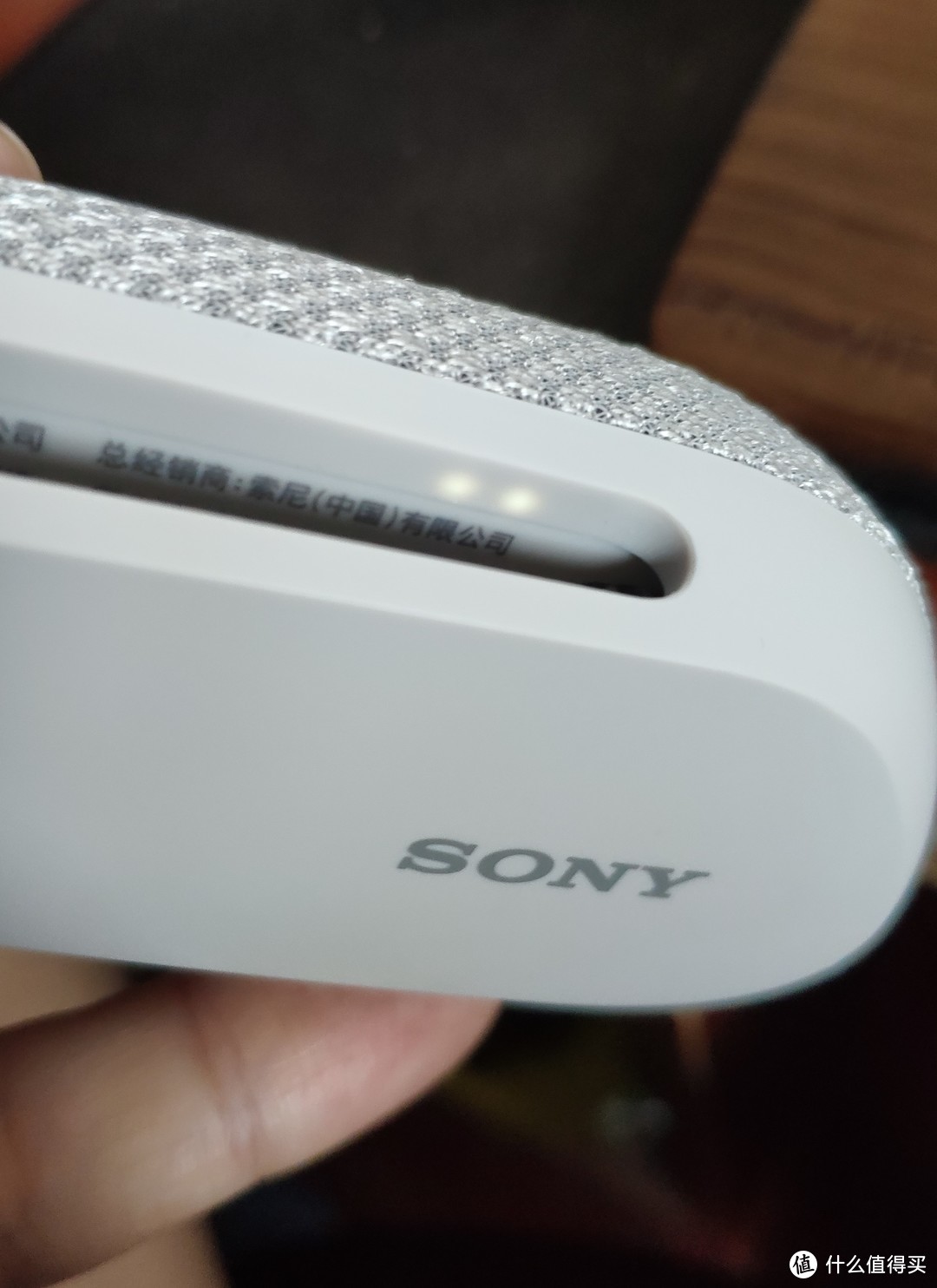 SONY奇葩产物让我吃灰的PS4又复活了--SONY SRS WS1颈挂式无线音箱