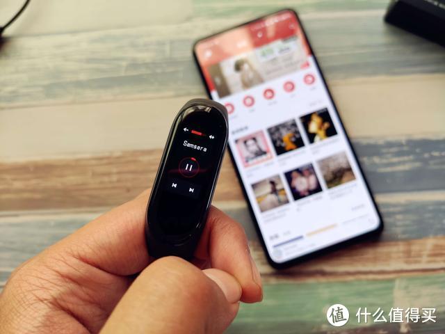 小米手环4 NFC版全面测评，已解决无法接入第三音乐问题