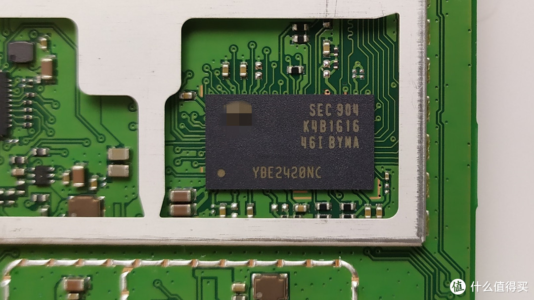 深度拆机，华为路由WS5200四核版，这款自研CPU和WiFi芯片厉害了