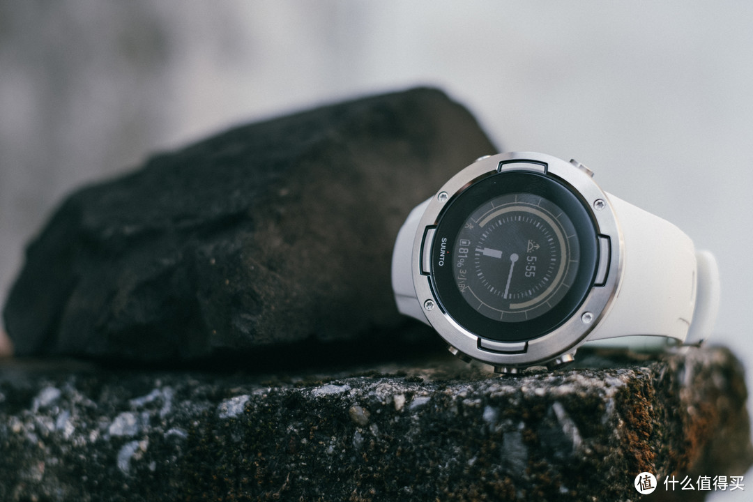 身有所向，心无旁物，任何时间尽情运动：颂拓5 SUUNTO 5 智能运动腕表