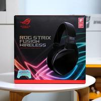 华硕ROG Strix Fusion Wireless无线电竞耳机外观展示(耳罩|充电线|耳垫|头梁|指示灯)