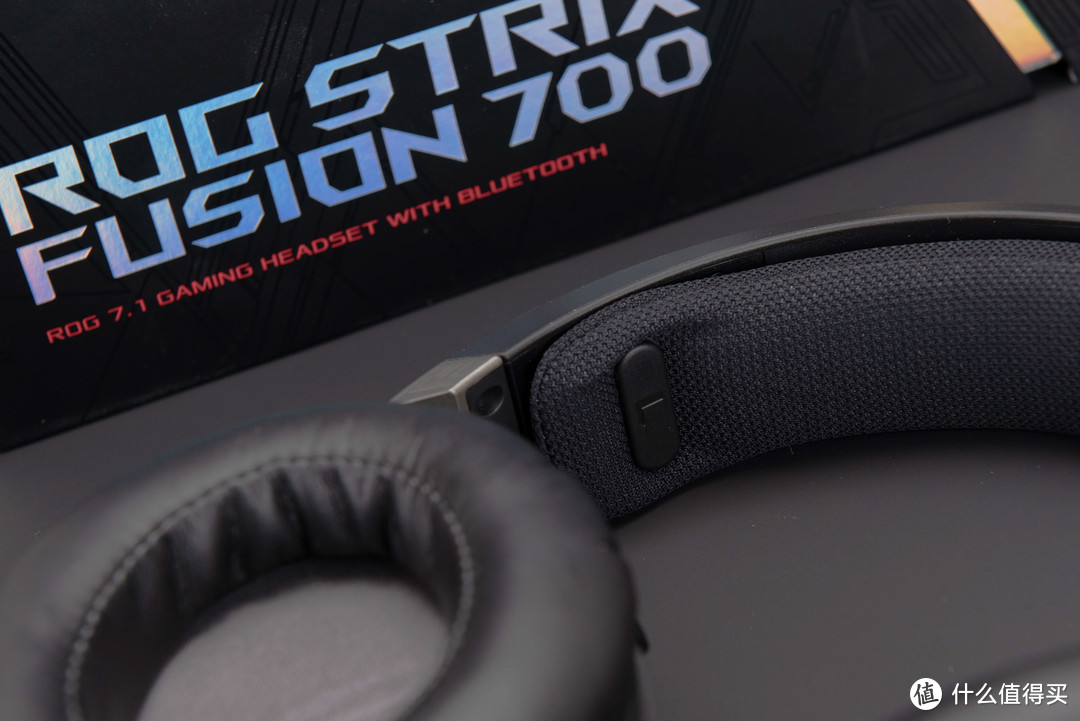 无线游戏耳机怎么选？ROG Strix Fusion 700入手体验