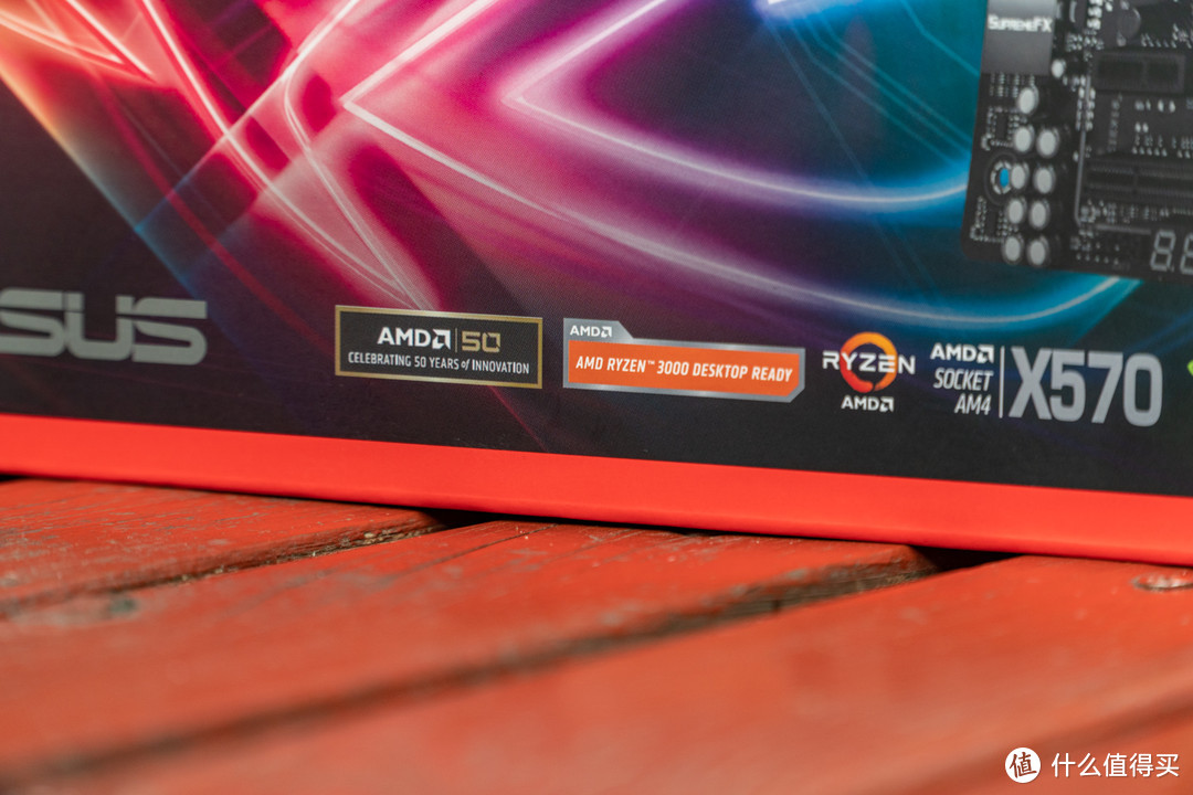 AMD 50周年标识