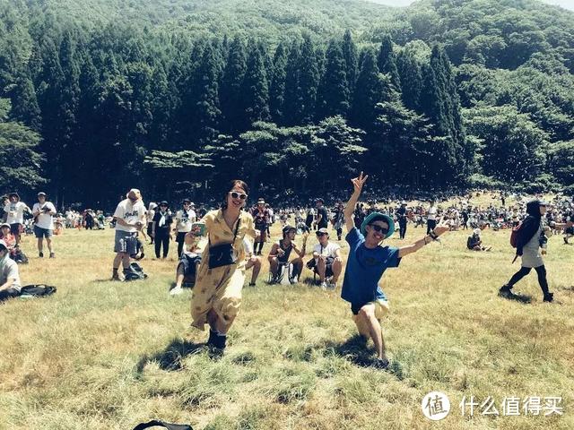 现在流行去日本的乡下，艺术祭、音乐节、花火大会通通满点