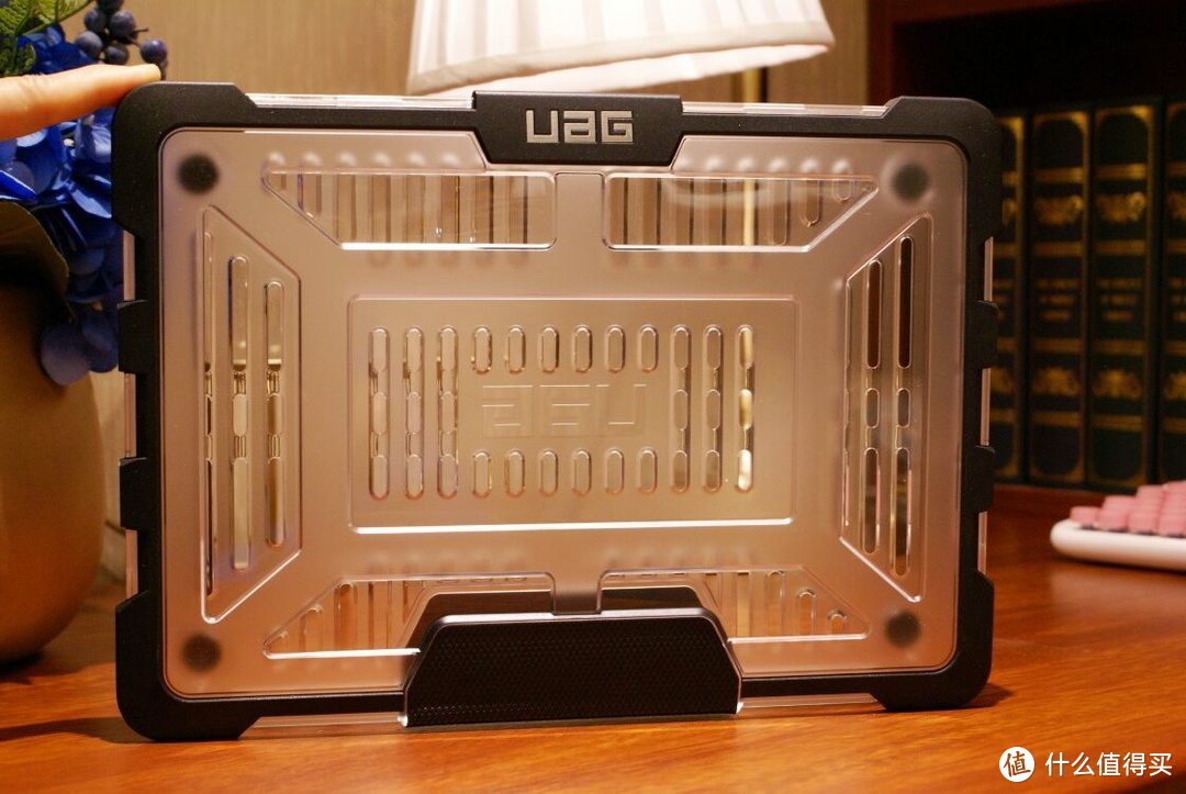 UAG--保护壳中的战斗壳，美国军工认证，抗震抗摔无所畏惧！