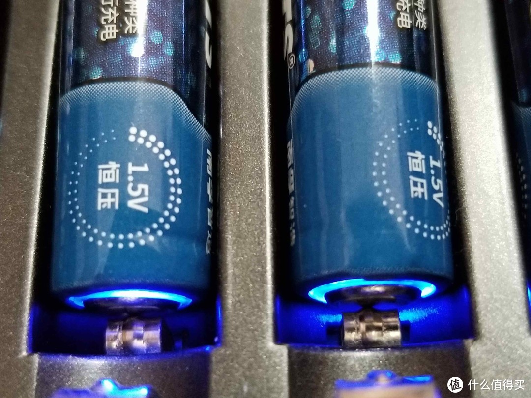 一直很坚挺 — 南孚TENAVOLTS 1.5V 7号充电锂电池