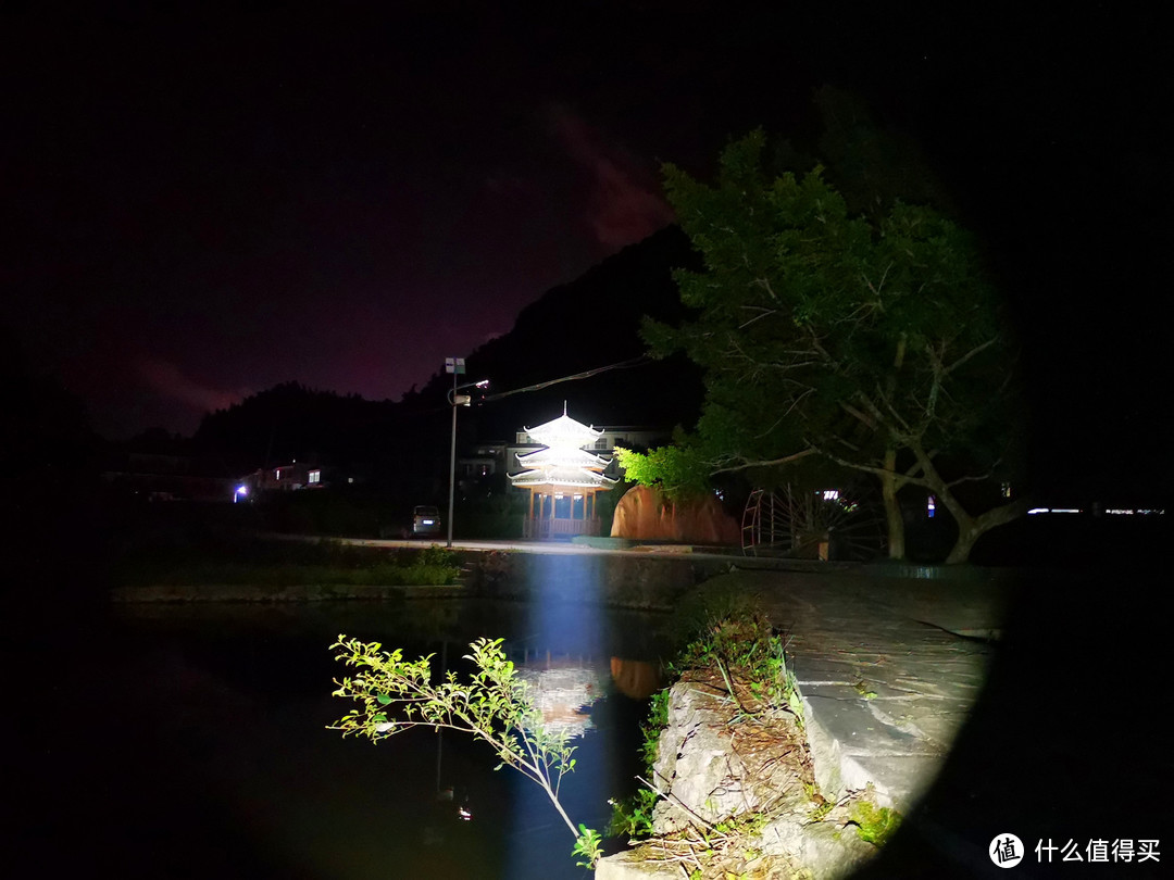 倚剑在手，暗夜无忧。--------OLIGHT傲雷Javelot PRO 开箱体验