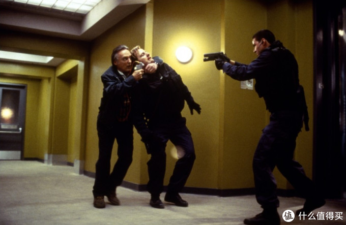 20部开头即高潮，全程无尿点部部是神作的动作电影你看过几部？