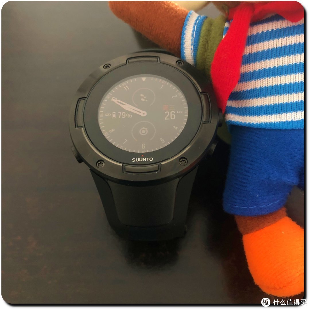 Suunto 5运动小钢炮 vs Apple Watch 2