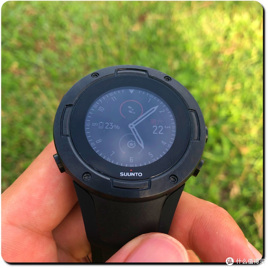 Suunto 5运动小钢炮 vs Apple Watch 2