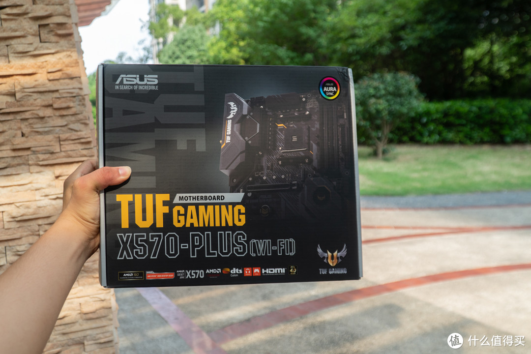 电竞特工 TUF Gaming X570-PLUS(WI-FI)主板开箱简测