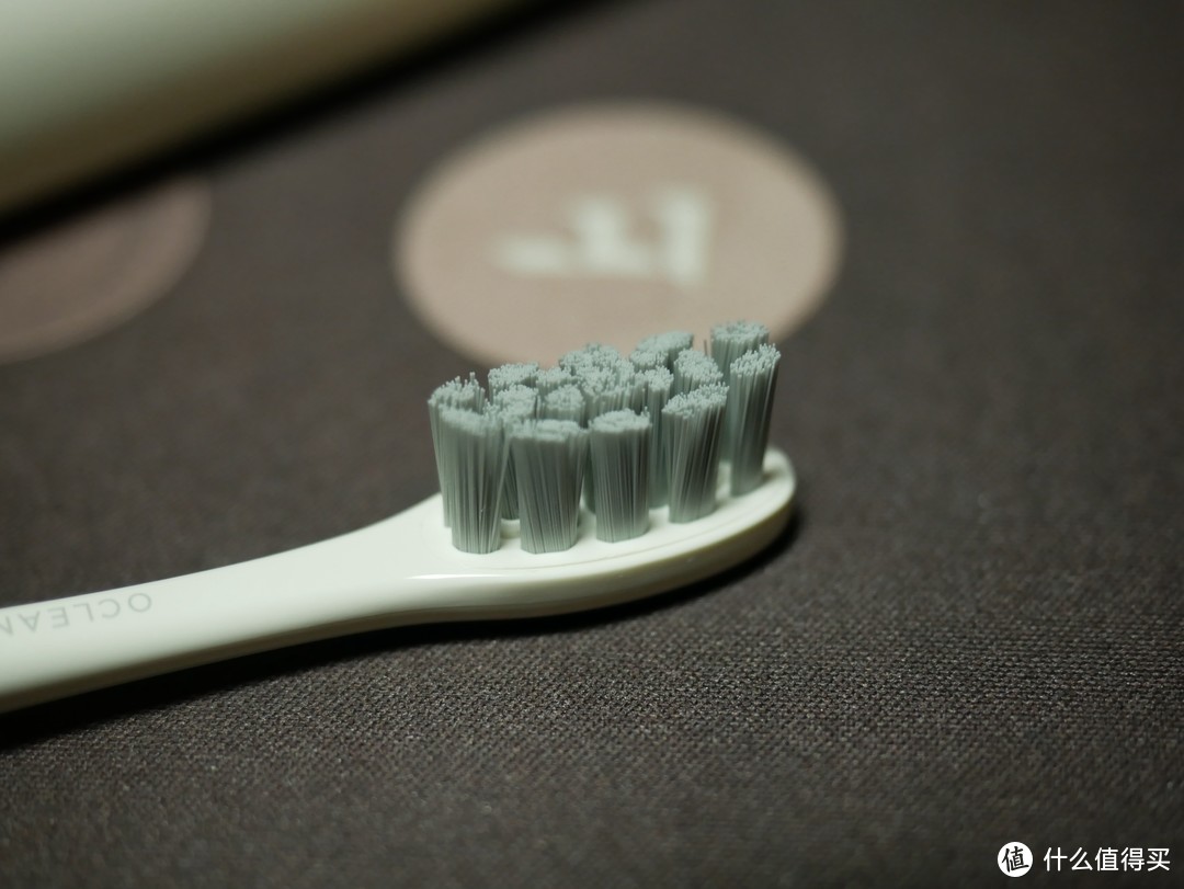 时隔一年，再测新产品----欧可林 Oclean X 彩色触屏智能电动牙刷评测报告