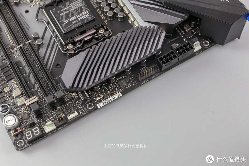 618装一台I9---COSMOS C700M+ROG M11A 猛禽2080TI分体水冷装机