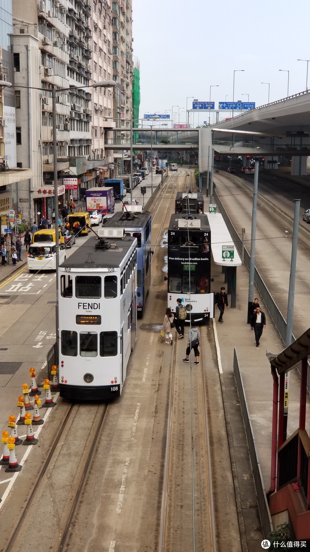 泰国普吉皮皮清迈香港四地16天吃喝玩乐亲子游---香港篇一边是幸福，一边是潮水