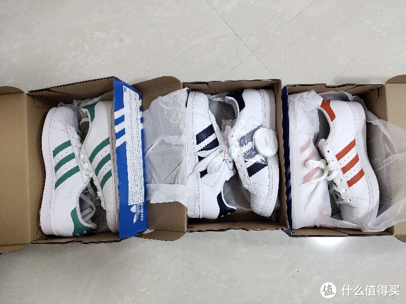 Adidas贝壳鞋，这个价格要啥自行车，内附高清图