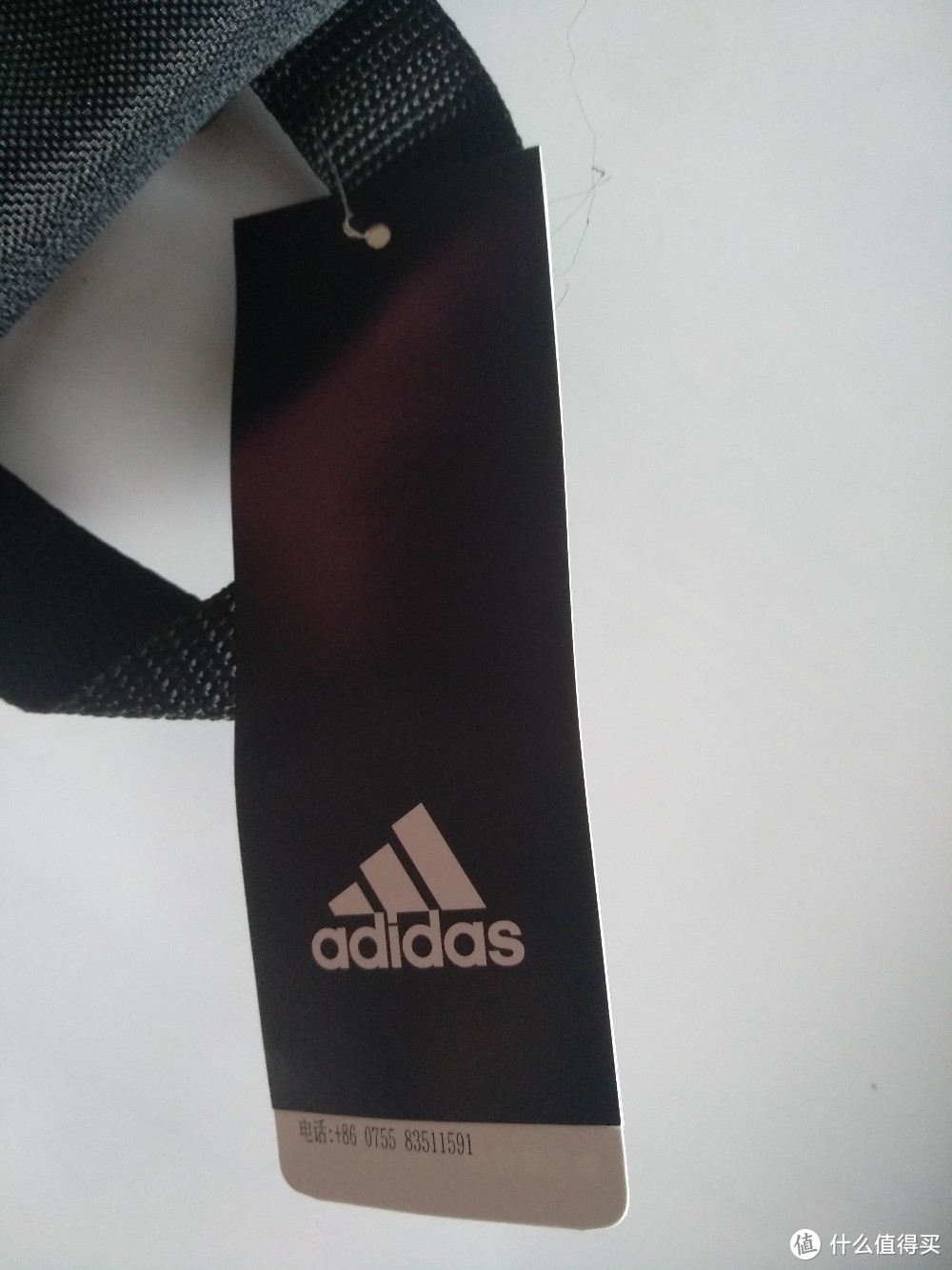 阿迪达斯adidas的中号双肩背包（结构简单，重量超级轻巧）运动休闲包