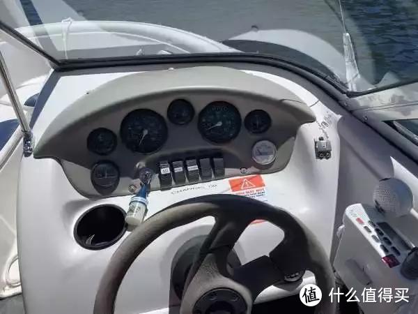 换种姿势“自驾游”：租一艘Reinell 185快艇“漂”在太浩湖