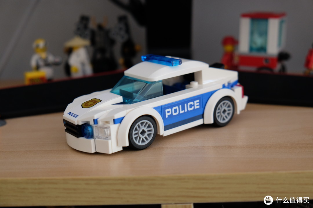 城市中不可或缺的一部分——LEGO 乐高 城市系列 60239 巡逻警车