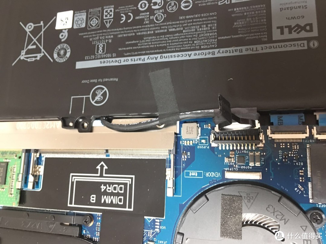 纠结一年后入手DELL Latitude7400