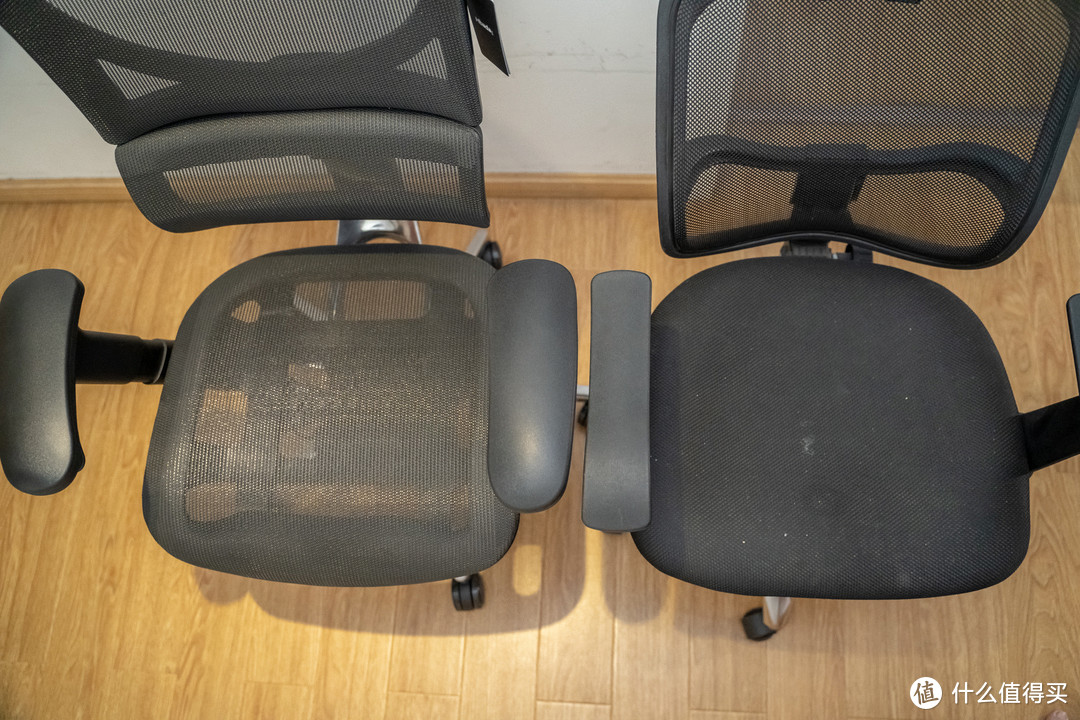 功能挺多的座椅：黑白调Hbada 人体工学电脑椅 体验测评！