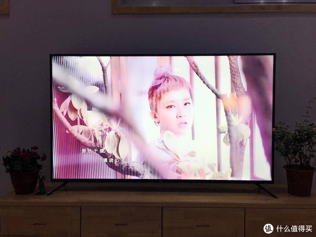 乐融Letv超级电视，AI智能语音、EUI内容推荐，65英寸大屏更尽兴