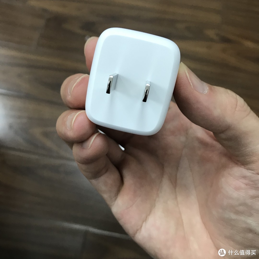 充电爆快且小巧便携！Anker GaN+C to Lightning快充套装测评