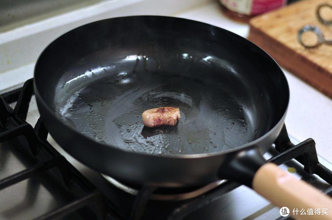 早餐制作利器，圈厨无涂层精铁煎锅使用体验