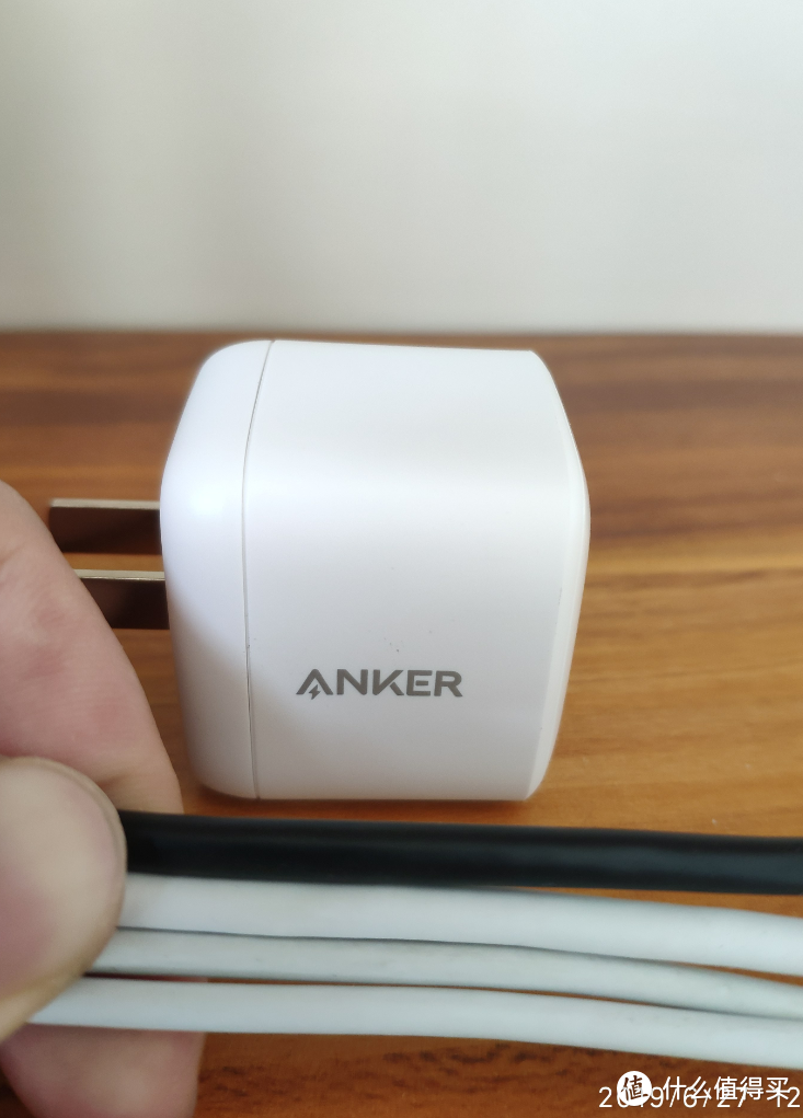 苹果要开机充电！Anker&C to Lightning套装测试报告