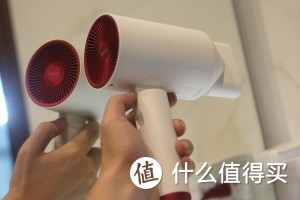 健康护发 快速干发——SIAU诗杭低辐射负离子电吹风