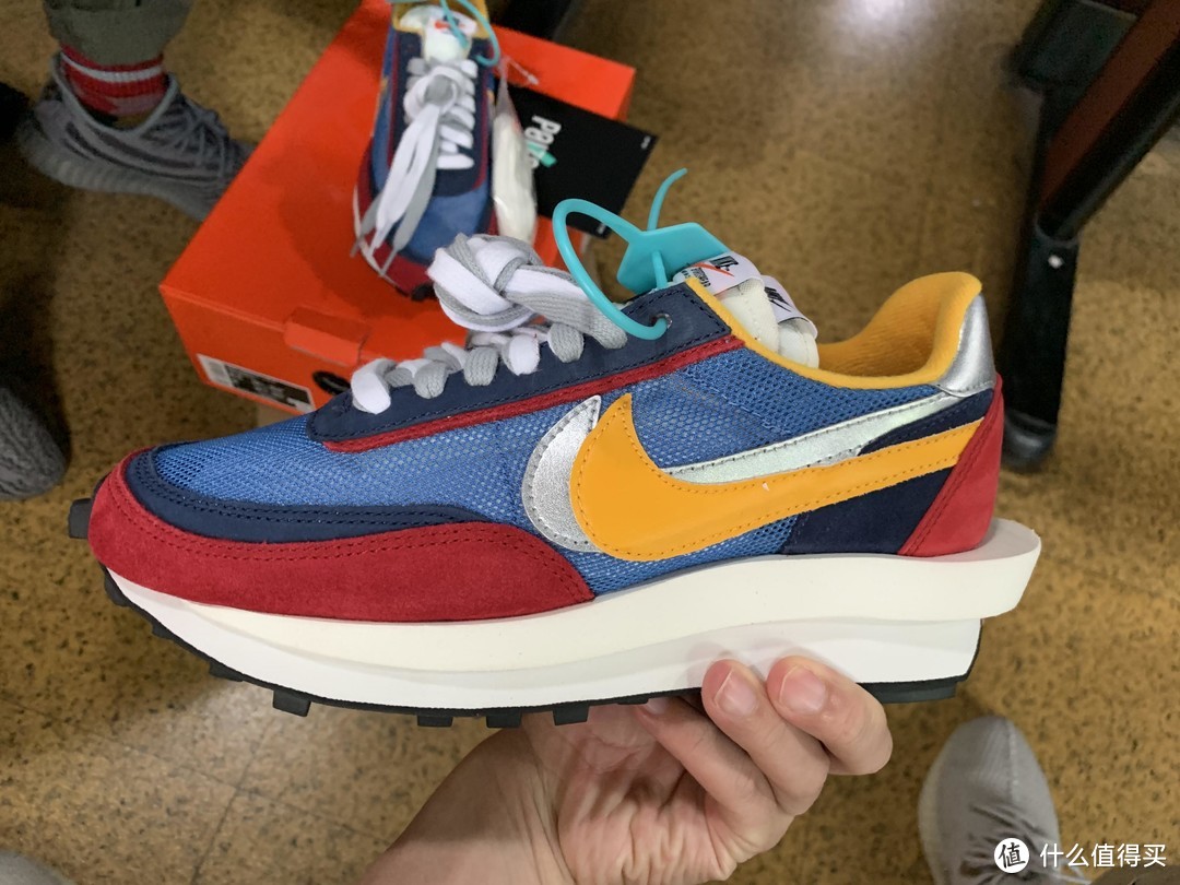 入手 Sacai x Nike LDV Waffle 首发配色