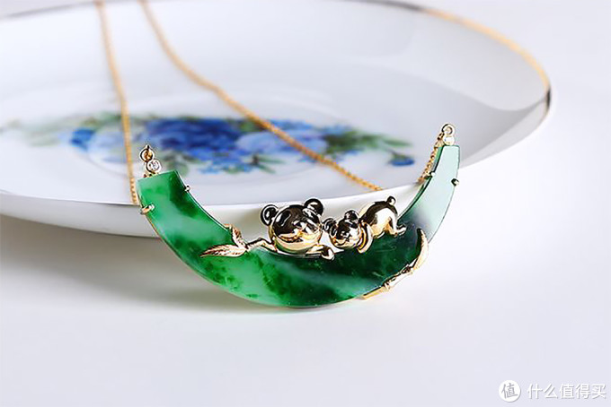 珠宝百科篇三十五佩戴翡翠很老气估计你没看过这些设计