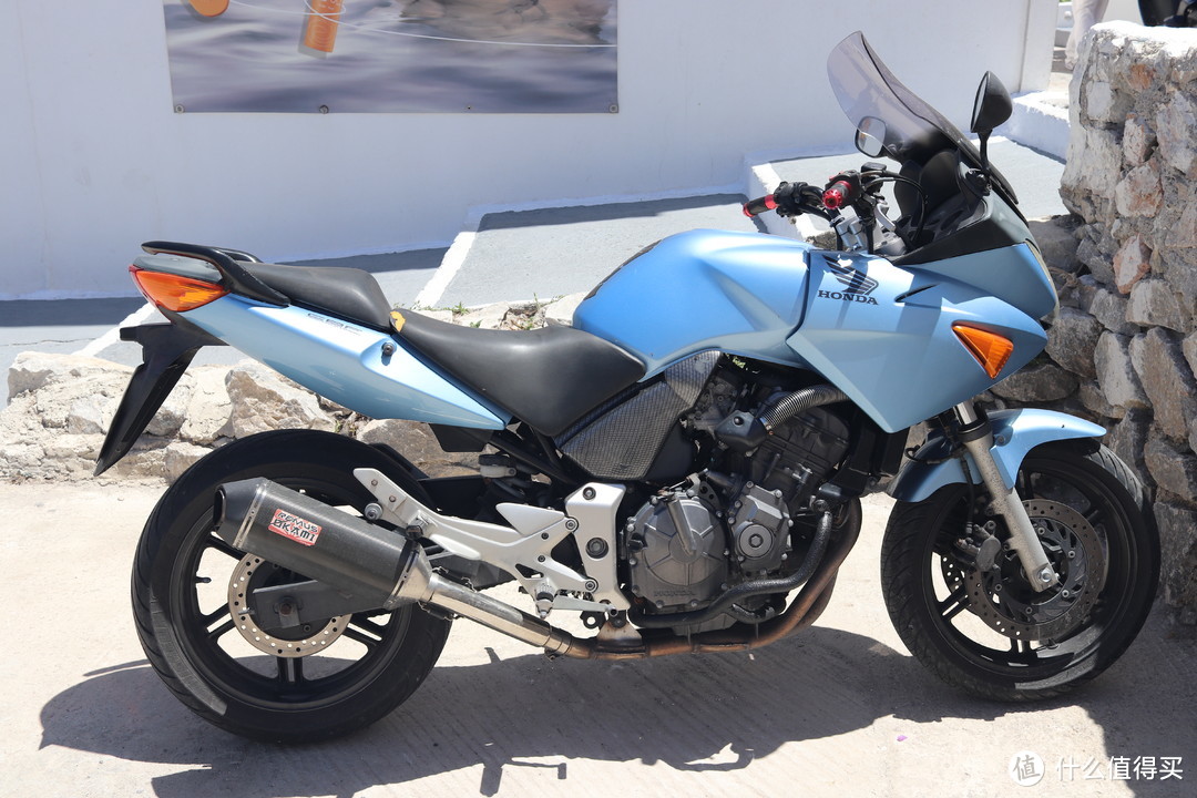 CBF600