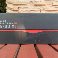 AMD Radeon RX 5700 XT 8GB外观展示(外壳|风扇|边框|面板)