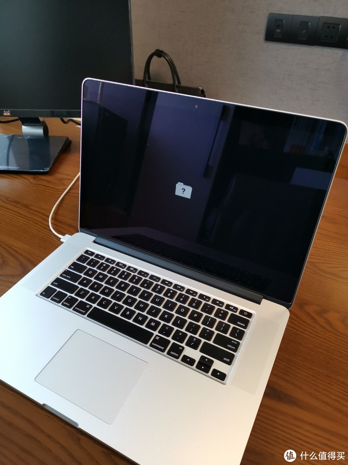 干货 Macbook Pro 更换固态硬盘 老款苹果笔记本电脑升级教程 笔记本电脑 什么值得买
