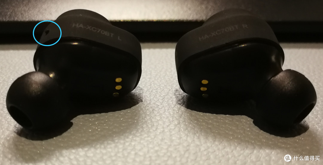 为了颜值买单的蓝牙耳机