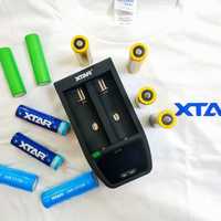 XTAR ST2 锂电池快速充电器外观展示(接口|卡槽|传感器|按键|屏幕)