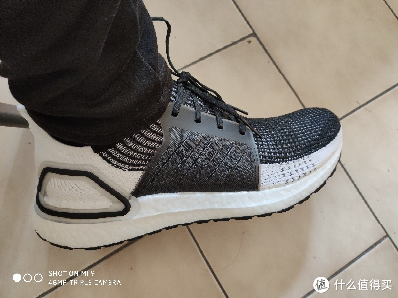 阿迪ultraboost 19试穿感受