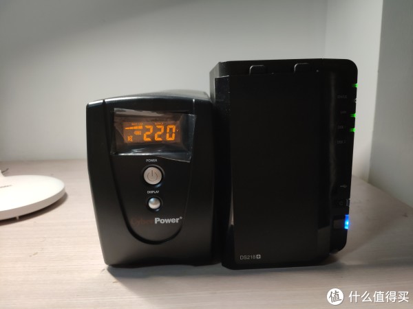 360W的UPS还说可以轻松带动一个DS218+的