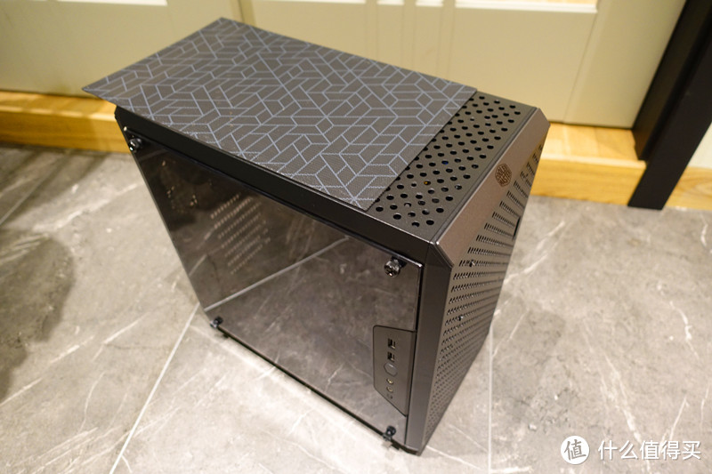 酷冷MasterBox Q500L机箱定位就是小巧，为你打造迷你ATX机箱