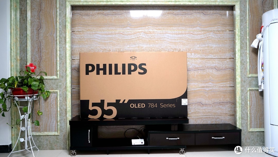 OLED精画美机---PHILIPS/飞利浦 55OLED784/T3超薄全面屏智能电视评测报告