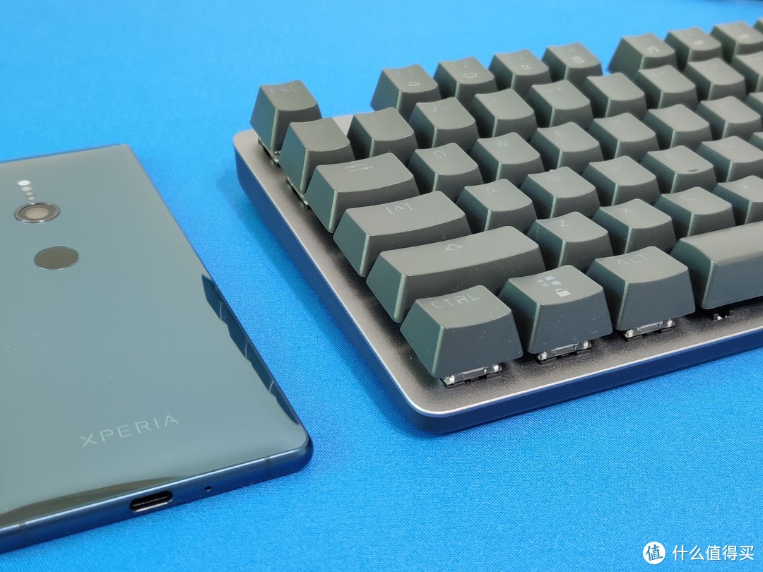 罗技 K845 机械背光键盘体验：大厂打造的亲民机械键盘