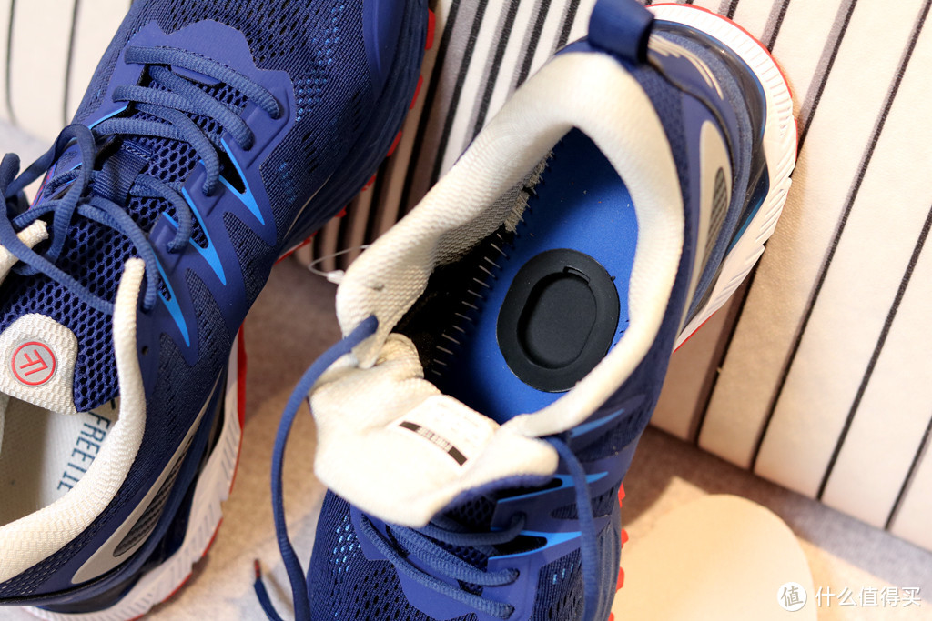 健身减肥装备很关键，小米有品推出专业缓震跑鞋，跑步更健康安全