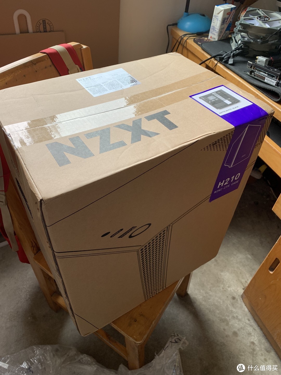 小升级，小瑕疵，恩杰 NZXT H210白色itx机箱开箱和装机