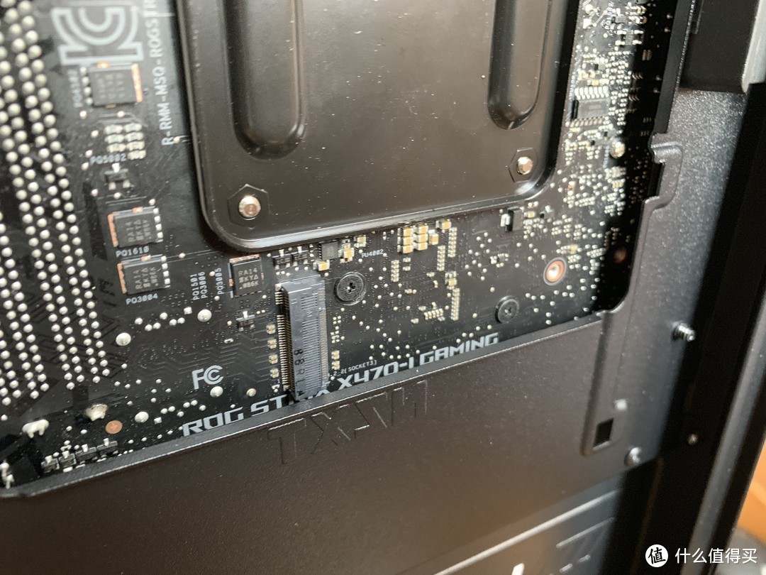 小升级，小瑕疵，恩杰 NZXT H210白色itx机箱开箱和装机