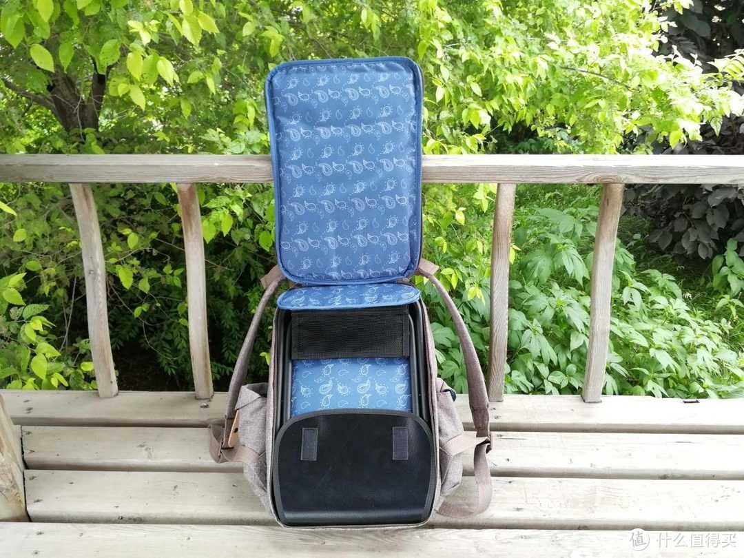 背包、折叠椅二者完美融合，LERIC可拆卸多功能背包