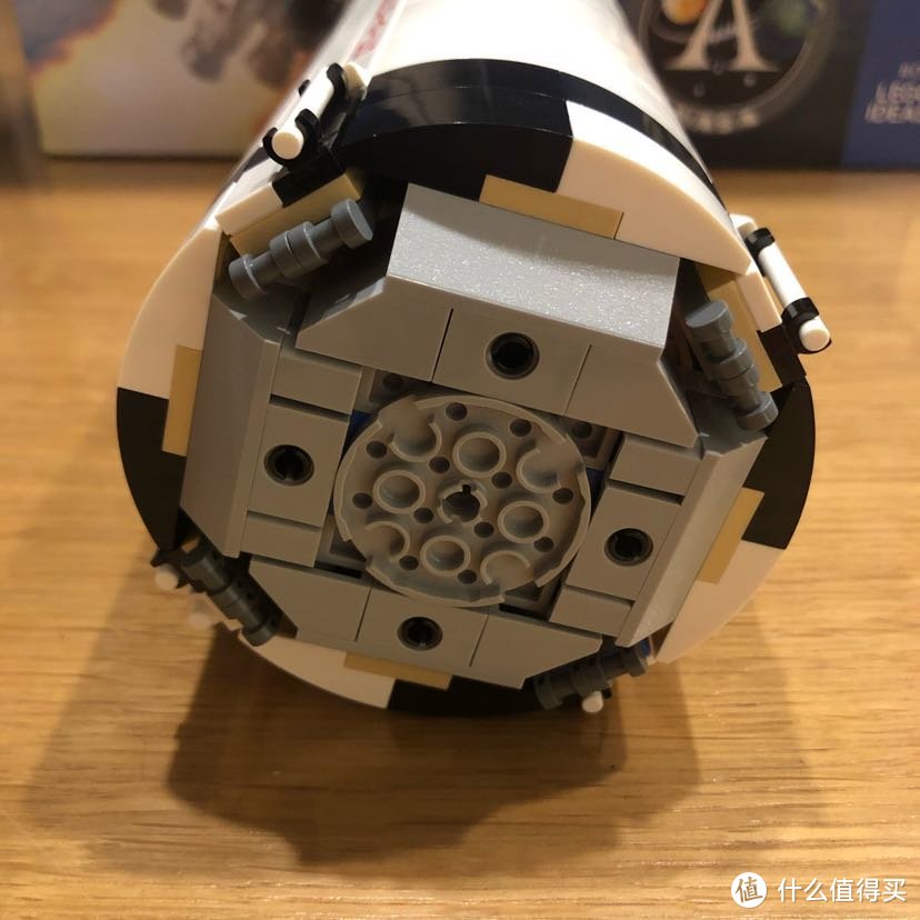 张大妈人手一箭？LEGO土星五号拼装记