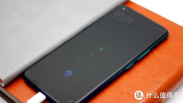 配置性能以及外观均衡，堪称次旗舰，惊喜要远大于遗憾-vivo Z5x