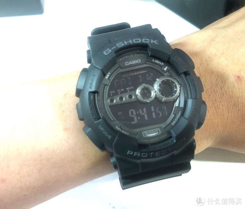 亚马逊412元狂欢价:G-SHOCK蓝底手表GD-100-1B开箱评测